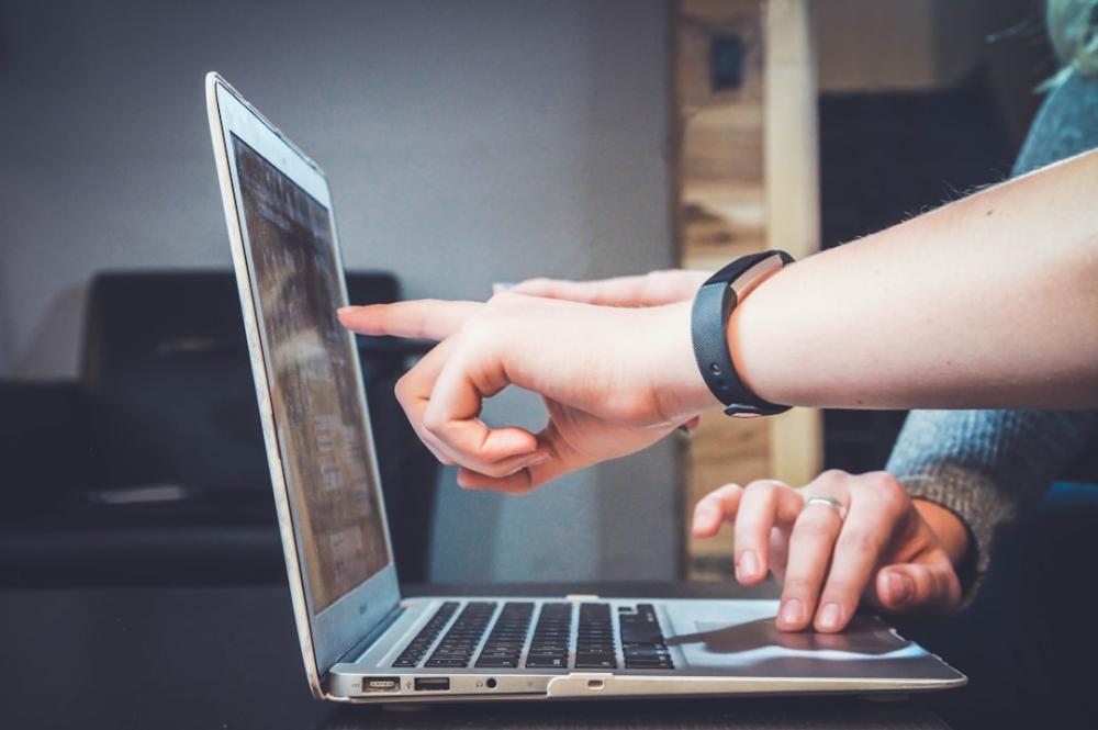 E-ticaret ve CRM: Online Satışlarda Müşteri İlişkilerini Güçlendirmek